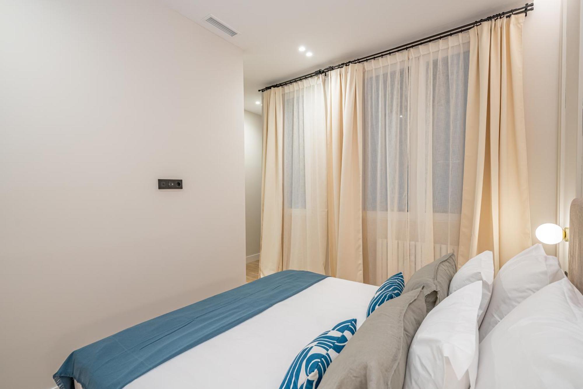 Centro XXI Calle Principe 3Br 3Bh Madrid Buitenkant foto