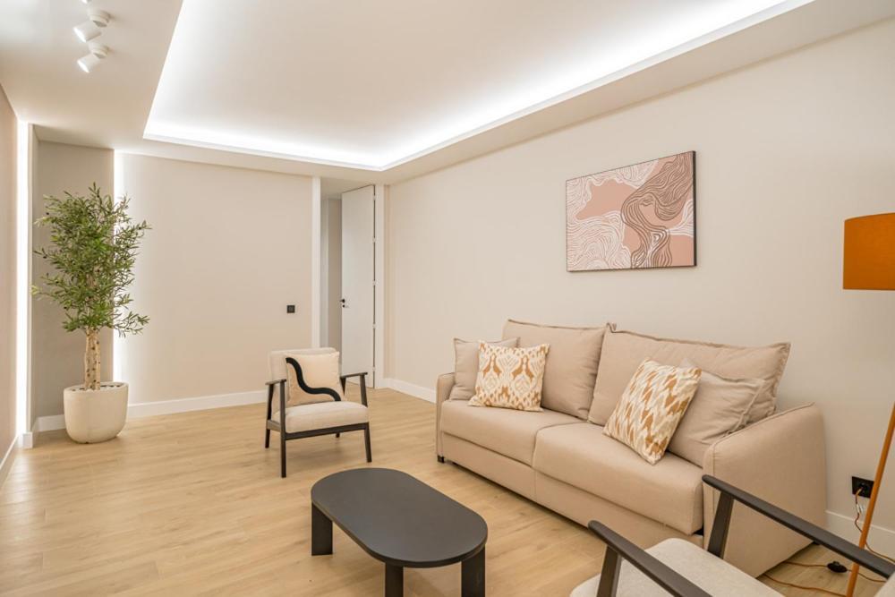 Centro XXI Calle Principe 3Br 3Bh Madrid Buitenkant foto