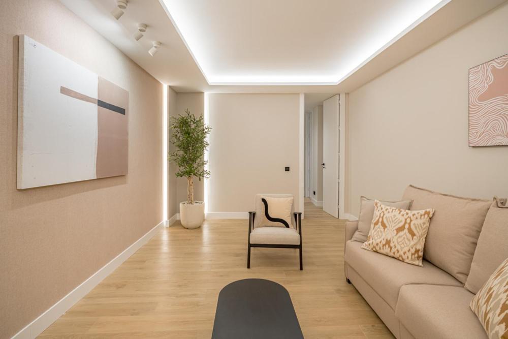 Centro XXI Calle Principe 3Br 3Bh Madrid Buitenkant foto
